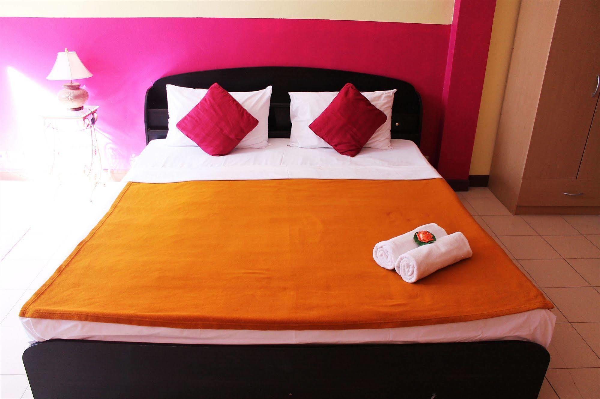 Welcome Marina Jomtien Beach Eksteriør billede